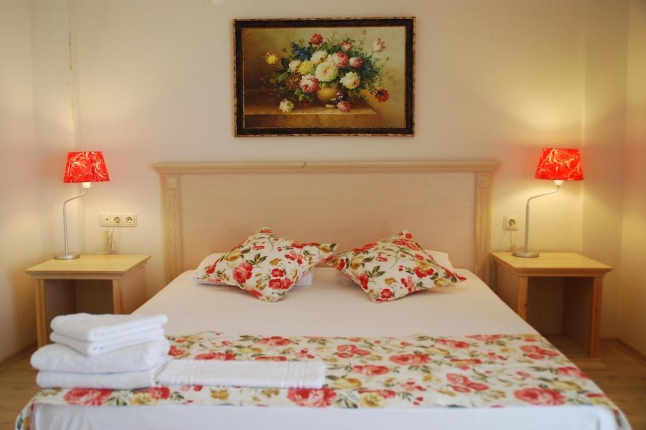 Melaike Hotel Foça Eksteriør billede