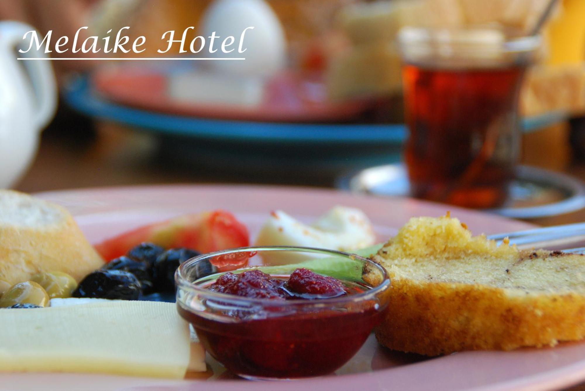 Melaike Hotel Foça Eksteriør billede