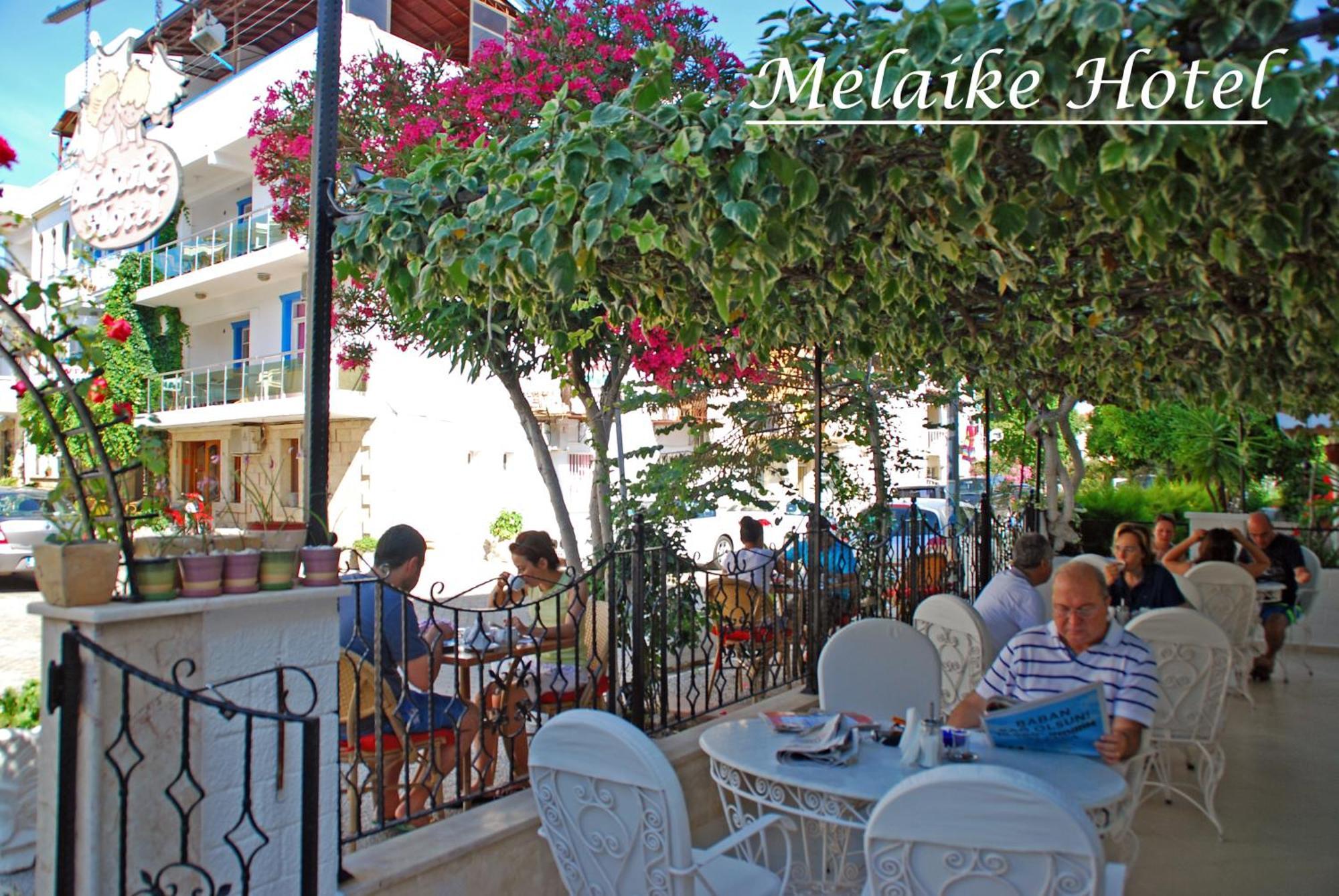 Melaike Hotel Foça Eksteriør billede