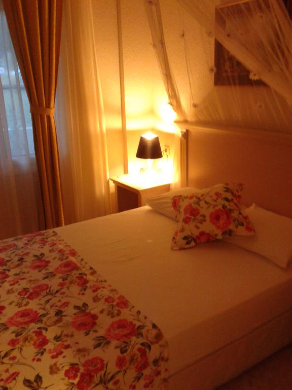 Melaike Hotel Foça Eksteriør billede